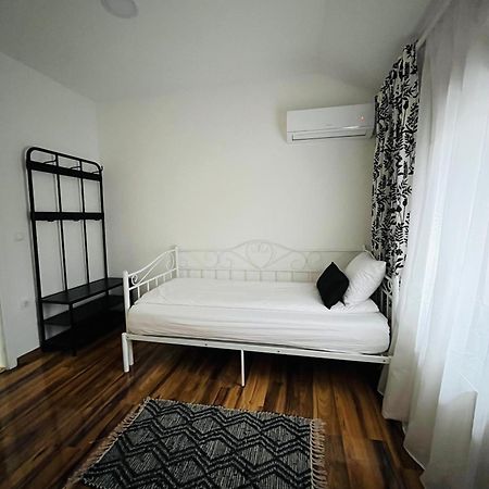 Chalets & Rooms Carda Sebesfok Bezdan Zewnętrze zdjęcie