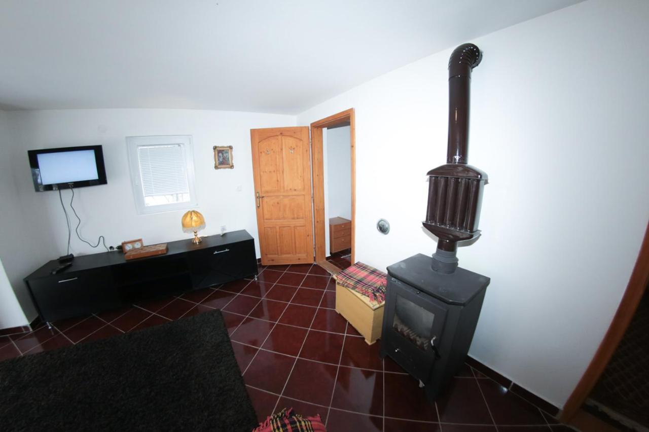Chalets & Rooms Carda Sebesfok Bezdan Zewnętrze zdjęcie
