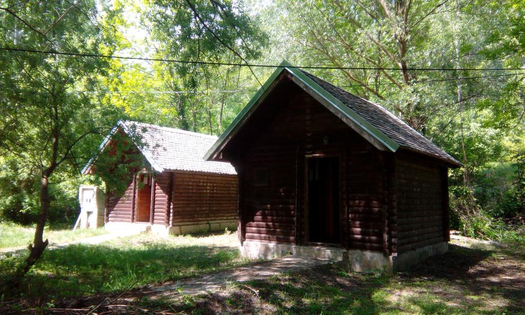 Chalets & Rooms Carda Sebesfok Bezdan Zewnętrze zdjęcie