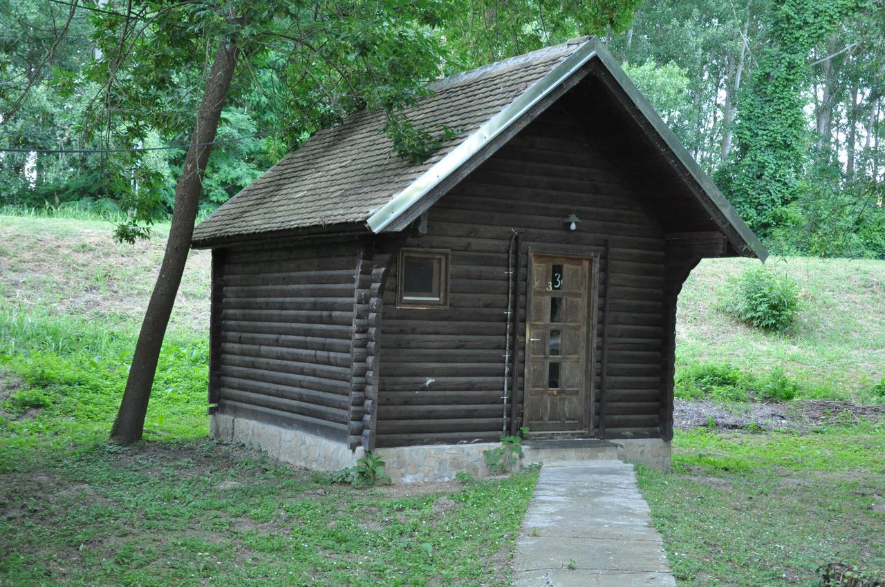 Chalets & Rooms Carda Sebesfok Bezdan Zewnętrze zdjęcie
