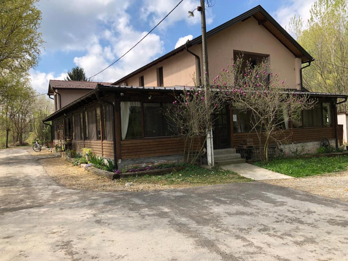Chalets & Rooms Carda Sebesfok Bezdan Zewnętrze zdjęcie